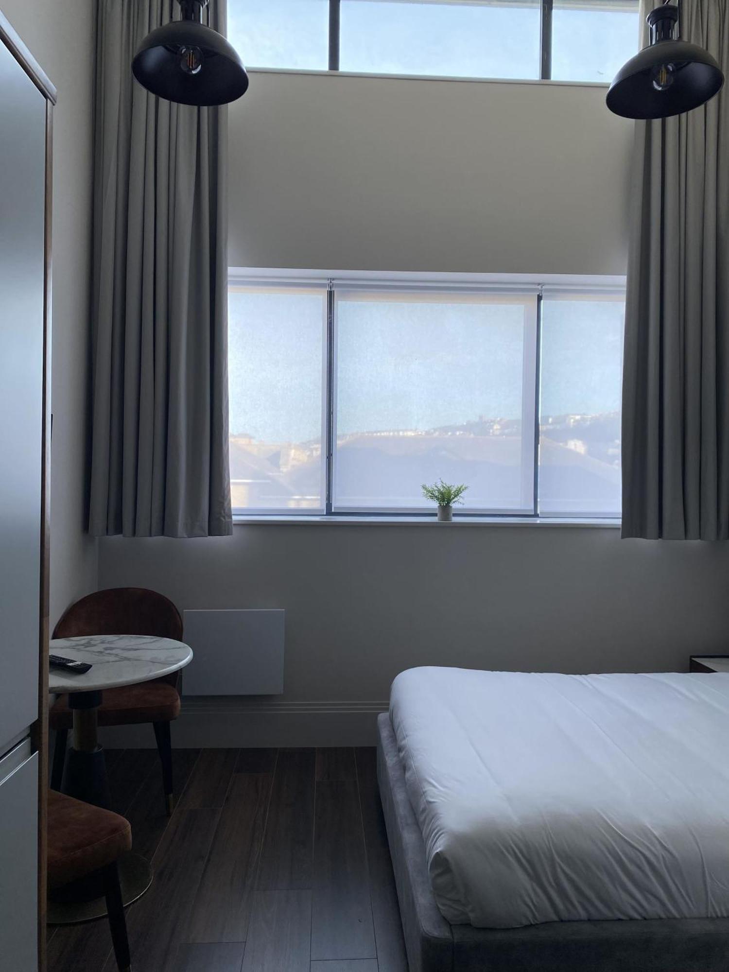 Lovely Studio Apartment In Central Гастингс Экстерьер фото
